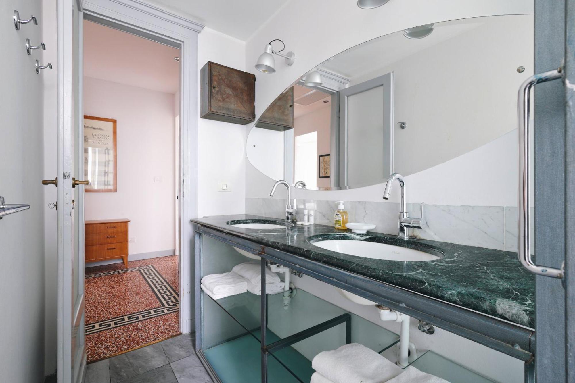 Joivy Deluxe Flat Near City Centre Apartment Mailand